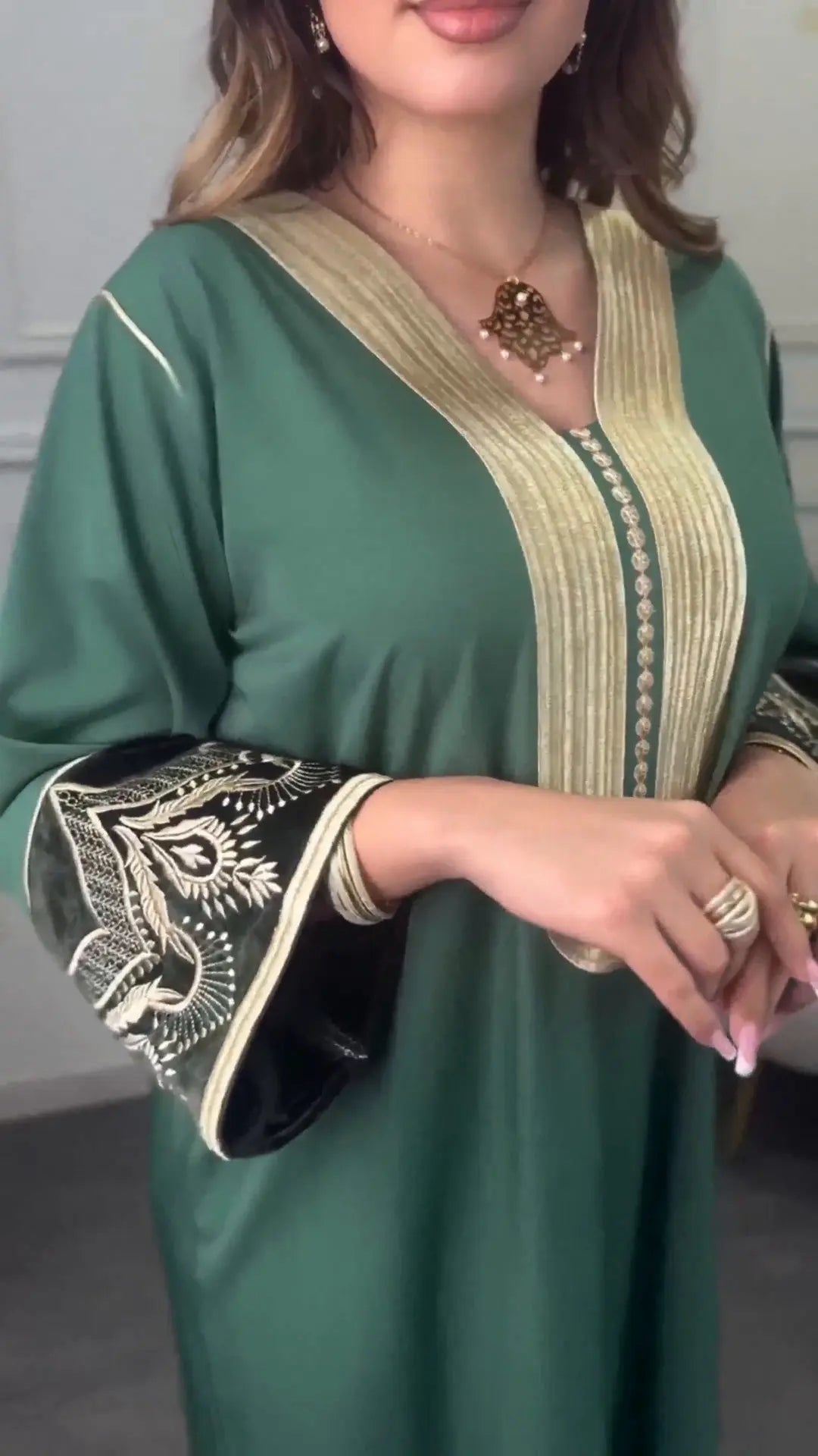 La robe tulipe ✨ فخامة ناعمة بتطريز راقٍ