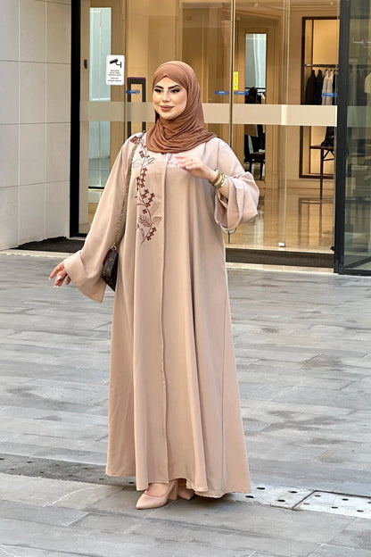 عباية بتطريز زهري ✨🔥