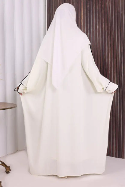 🤍 طقم العمرة 3 قطع – كل ما تحتاجينه لعمرة مريح ومقبول